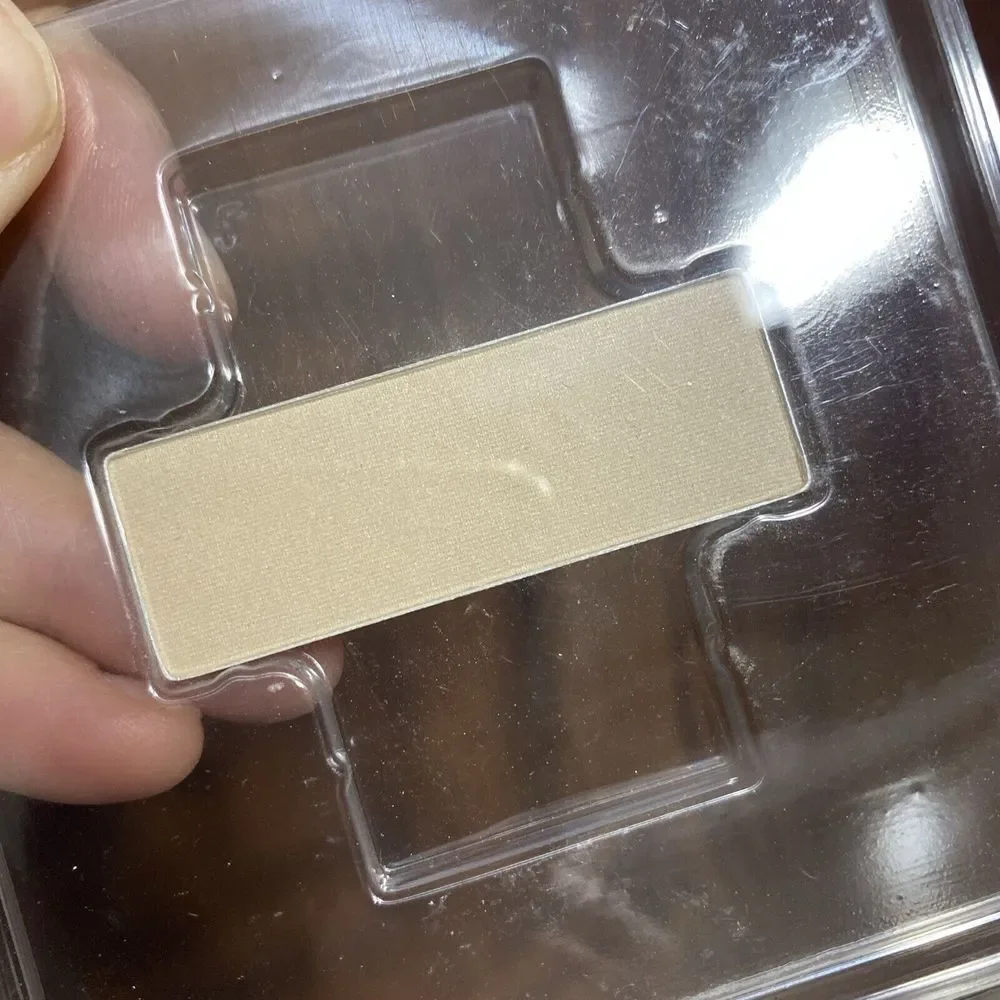 Calvin Klein Eyeshadow Single Refill In‎ Shade Harvest New Rare